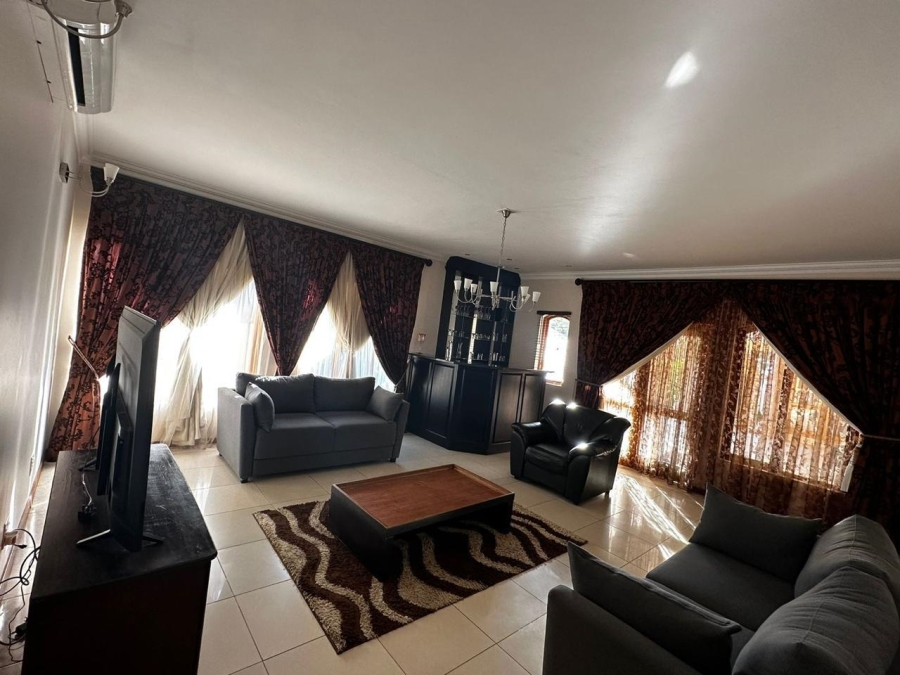 To Let 5 Bedroom Property for Rent in Mmabatho Unit 10 North West